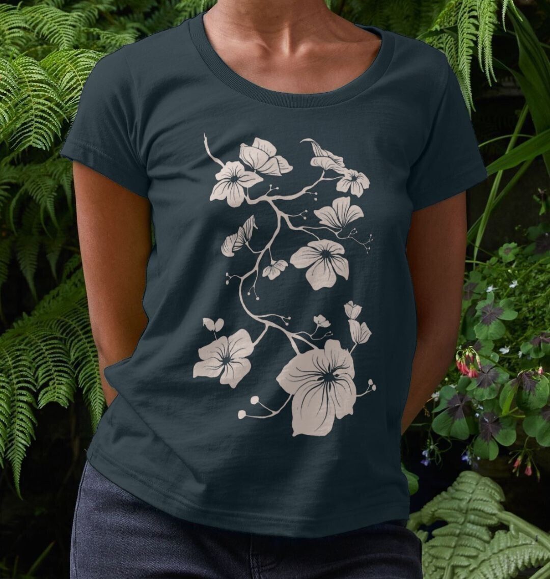 Dogwood - Women's Organic Scoop Neck T-shirt